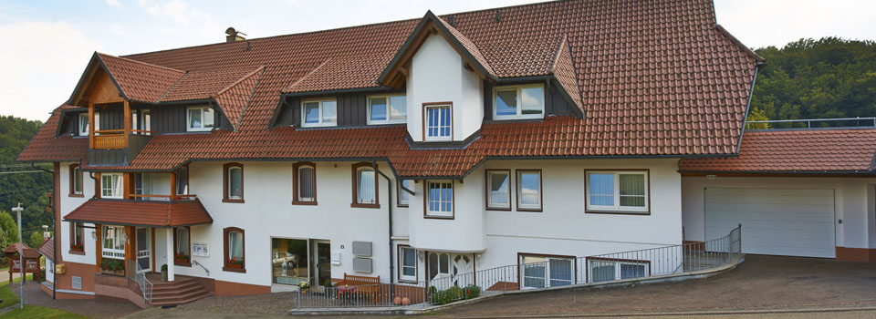 Deutscher Hof - Gasthof, Pension, Ferienwohnungen